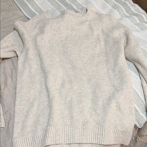 Old Navy Women's Cream Crew Neck Sweater